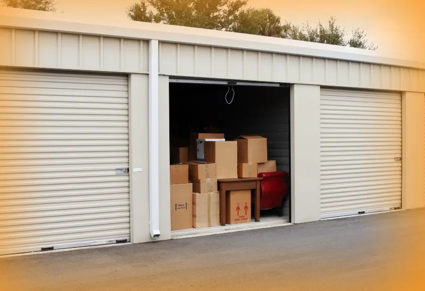 Storage & Warehousing image